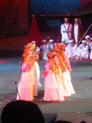 moroccan-ladies-dancing.jpg