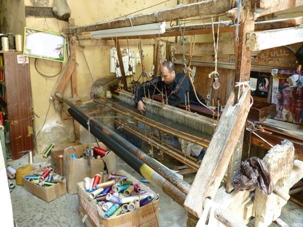 loom-in-fes-medina.jpg