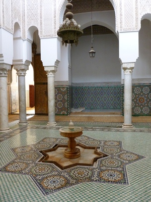 meknes-morocco-tomb.jpg