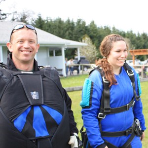 jess-skydiving-oregon.jpg