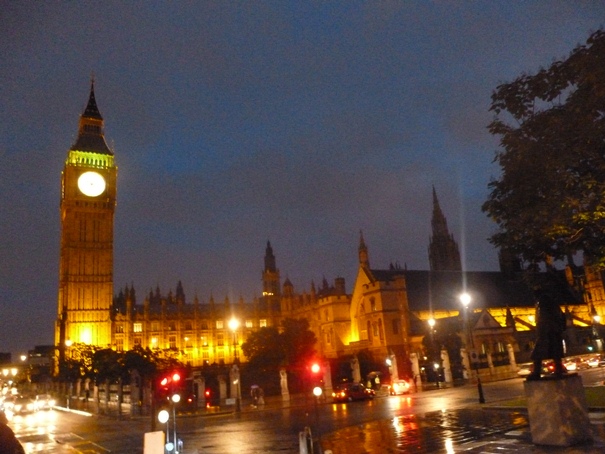 big-ben-at-night.jpg