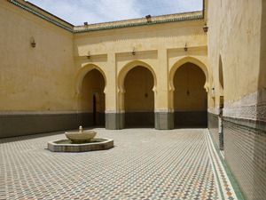 meknes-tomb-courtyard.jpg